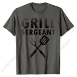 THE GRILL SERGEANT T 恤父親節禮物爸爸燒烤廚師 T 恤個性化襯衫棉質男士 T 恤個性化修身版型