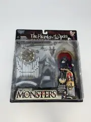1998 McFarlane Monsters Phantom of The Opera Playset Figures Swords Scenes NEW