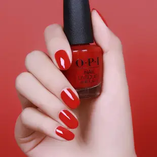 OPI 火熱里約 檢定紅 經典指甲油 NLA70 小黑蓋 巴西誘色系列指彩 美甲 指甲油 護甲油 指甲油隔離