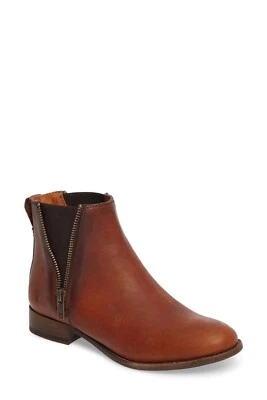 NIB $298 Frye Carly Chelsea Boot in Cognac!