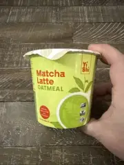 Yi Shi Matcha Latte Oatmeal Cup PRODUCT EXPIRED FOR ARTS CRAFTS AND/OR DECORATIO