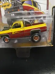 1:64 Johnny Lighting Zingers 1985 Chevy Silverado