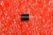 TL555C Package:SOP-8 IC