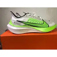 在飛比找蝦皮購物優惠-NIKE ZOOM GRAVITY 白 螢光綠 透明 透氣 