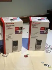 Electronic Deadbolt Touchscreen Door Locks Satin Nickel NIB Honeywell Wi-Fi