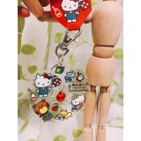 在飛比找蝦皮購物優惠-Sanrio 三麗鷗 Hello Kitty 凱蒂貓家族吊飾