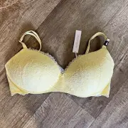 Victoria's Secret Dream Angels Padded No Wire Yellow Lace Bra Size 38DD