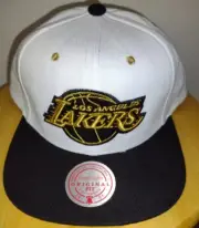 THE BLACK MAMBA LA Lakers Kobe Bryant Mitchell & Ness Snapback Cap 3D Gold Hat