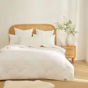 Wooltara Imperial Luxury 450GSM Washable Winter Alpaca Blend Wool Quilt - Queen Bed