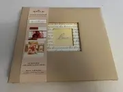 Hallmark Instant Scrapbook So In Love Memory Photo Album 20 Embellished Pages