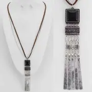 20" Adjustable Leather and Silver Tone Necklace w Black Square Design