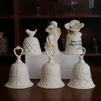 在飛比找樂天市場購物網優惠-出口歐洲復古宮殿風陶瓷餐桌鈴鐺擺件 浮雕花卉鳥造型家居裝飾品