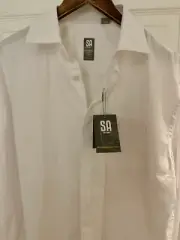 New with tags Men’s White Tuxedo Shirt Size 17.5x34-35