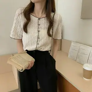 ❥ 夏季韓版學院風 提花短袖襯衫 設計感小眾女士溫柔風 短版上衣襯衫 AVIA