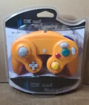 Gamecube & Wii Compatible Controller NEW Factory Sealed Orange (TR3)
