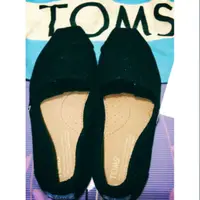 在飛比找蝦皮購物優惠-全新 TOMS 女鞋 懶人鞋 W7