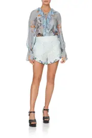 TIE DETAIL HIGH CUT SHORTS BUSH DIAMOND