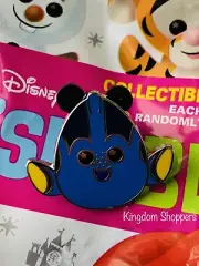 2020 Disney Parks Wishables Mystery Pin Finding Nemo Dory NEW