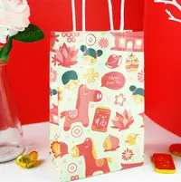 在飛比找樂天市場購物網優惠-新年紅色小馬福字手提袋 手提紙袋 糖果袋 禮物袋 包裝袋【B