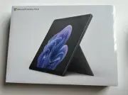 Microsoft Surface Pro 9 13" Touch - Intel Evo Core i5-1235U 8GB Memory 256GB