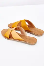 Chapel Leather Slide--HMA-CHAPEL-S20