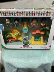 One World Kids Lil Play Land 9 Pieces 4 Fully Poseable Figurines New In Box 1995