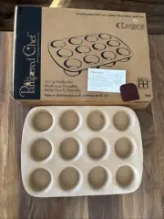 Pampered Chef Family Heritage Collection 12 Muffin Pan Stoneware 1465 Retired