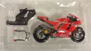 Marco Melandri. Ducati Desmosedici MotoGP 2008. Minichamps 1/12