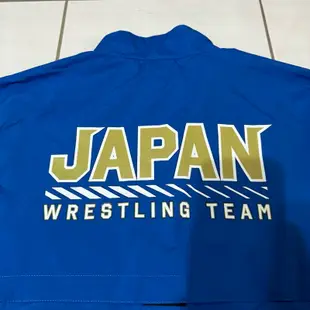 [選手配給] ASICS 亞瑟士 日本角力國家代表隊 風衣外套+長褲套裝 (藍／M) 日本隊