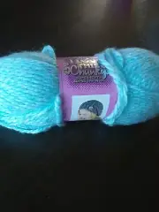 I love this chunky yarn heathered turquoise 126, 100g, Super Soft Acrylic