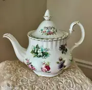 AMAZING Royal Albert Bone China Teapot HOME KITCHEN NO CRACKS MADE IN ENGLAND