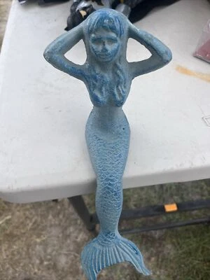 Vtg Cast Iron Sitting Mermaid Figurine Shelf Sitter 5.25 " Mythical Creature