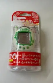 Tamagotchi Plus Keitai Akai - Natural White Wave 3, 2005 - New, Connection