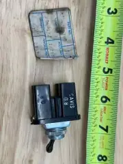 Fiat 850, 600, 500 Hazard light switch. 2 position 4-pin 4216786
