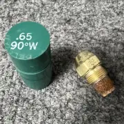 DELAVAN .65 90° W OIL BURNER NOZZLE New Old Stock