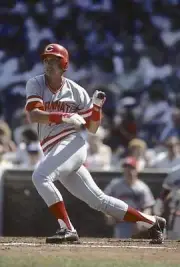 Shortstop Dave Concepcion Of The Cincinnati Reds Baseball 1980s Photo 2