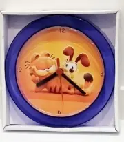 Garfield 7" Purple novelty wall/desk clock Brand New