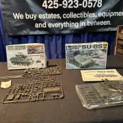 2 1/76 Scale Model Tanks 1.Fujimi model kit WA15 SU-85 2. Nitto M36 Jackson.