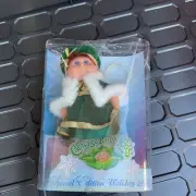 New 2005 Green Cabbage Patch Kids Special Edition Toys R Us Holiday Doll, 7"