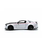 Maisto Licensed 1:24 Scale Ford Mustang Street Racer 2014 Diecast Model Car White