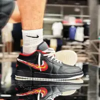 在飛比找蝦皮購物優惠-（NIKE）Jordan 1 Low AJ1 黑紅火焰勾 男