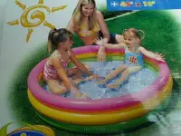 在飛比找Yahoo!奇摩拍賣優惠-INTEX57412 原廠3環充氣游泳池 幼兒遊戲池 戲水池