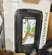 Humminbird Piranhamax sonar fish finder New In Box