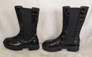 Stuart Weitzman Presley Lug-Sole Croc-Embossed Chelsea Boots 7.5 Black New n Box