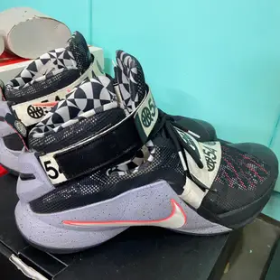 Nike LeBron Solider 9二手大碼鞋US14 QUAI54籃球鞋810803-015