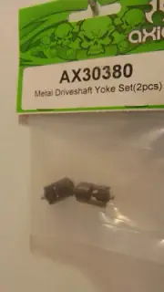 Axial AX30380 Metal Driveshaft Yoke Set (2 pcs) for AX10/ SCX10 NIB