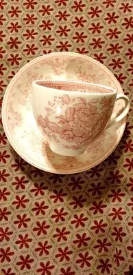 在飛比找Yahoo!奇摩拍賣優惠-居禮名店英國burleigh粉色咖啡杯