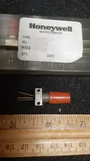 Honeywell HFD3876-002 Photo Diode Fiber Optic Receivers 3 Pin (Quantity)