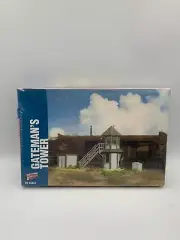HO Walthers Cornerstone Gateman's Tower Kit (2-pack) 933-2944. Sealed IOB.