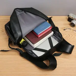 2021雙肩包男包時尚運動青年書包簡約pu15.6寸筆記本電腦男士背包